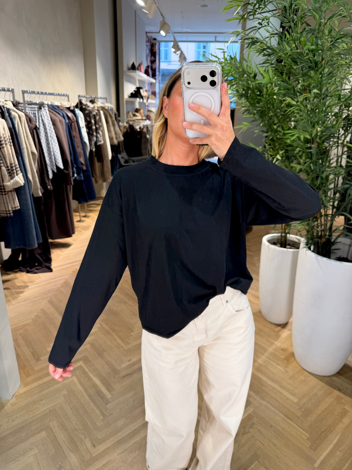 T-SHIRT m/lunga a scatoletta
