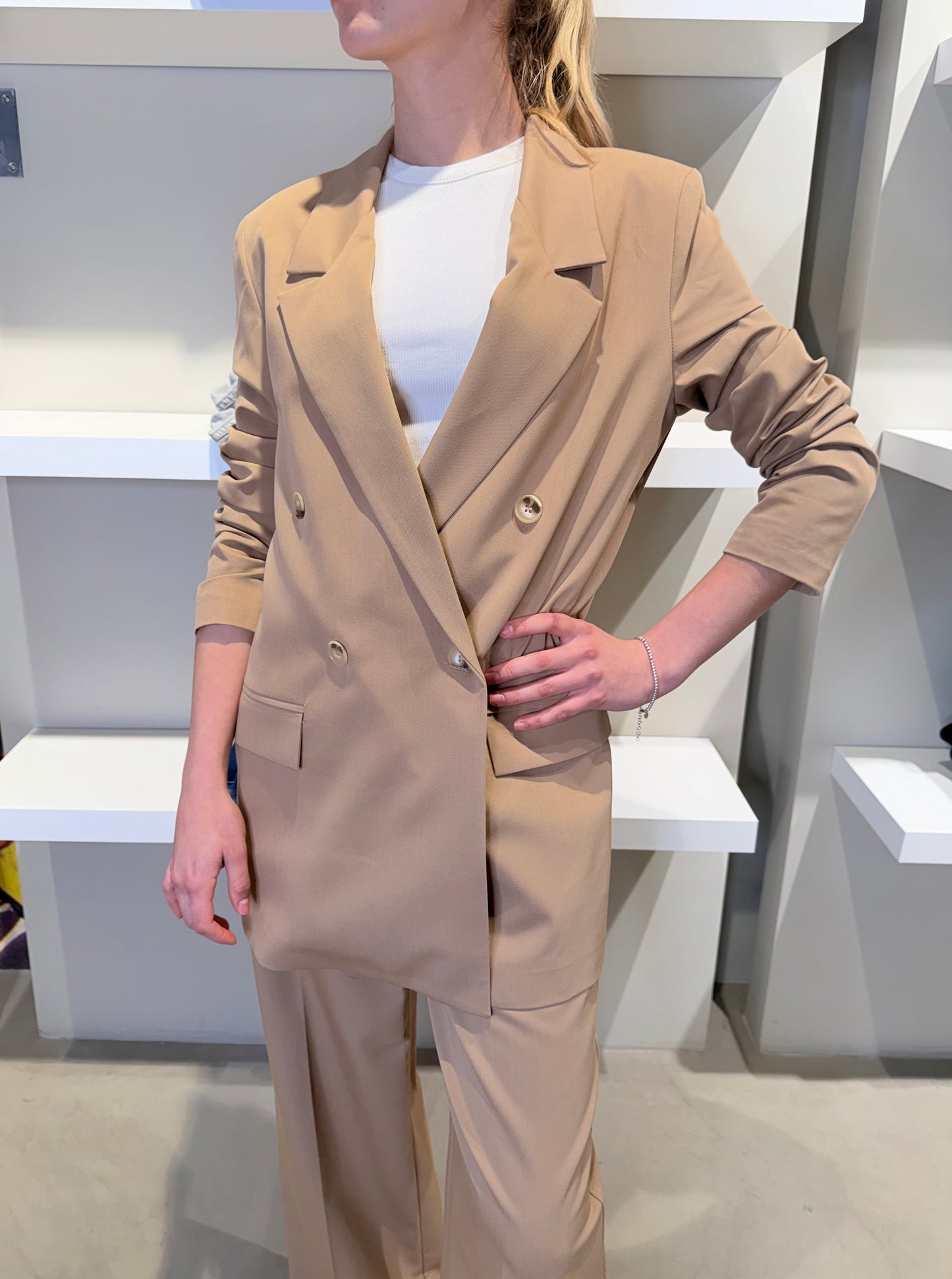 COMPLETO GIACCA E PANTALONE