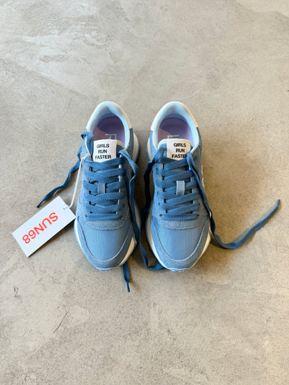 SNEAKER ALLY SOLID