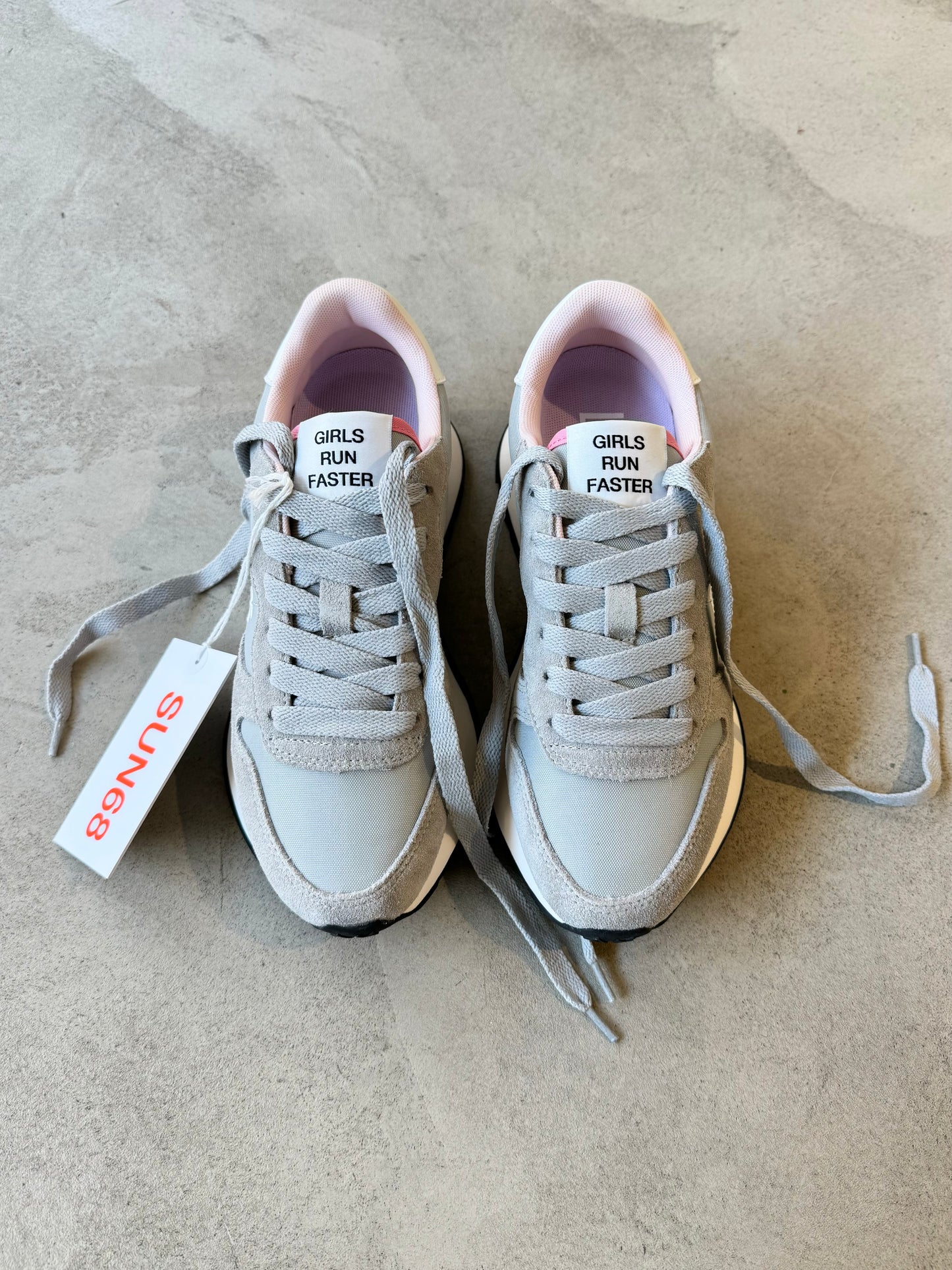 SNEAKER ALLY SOLID
