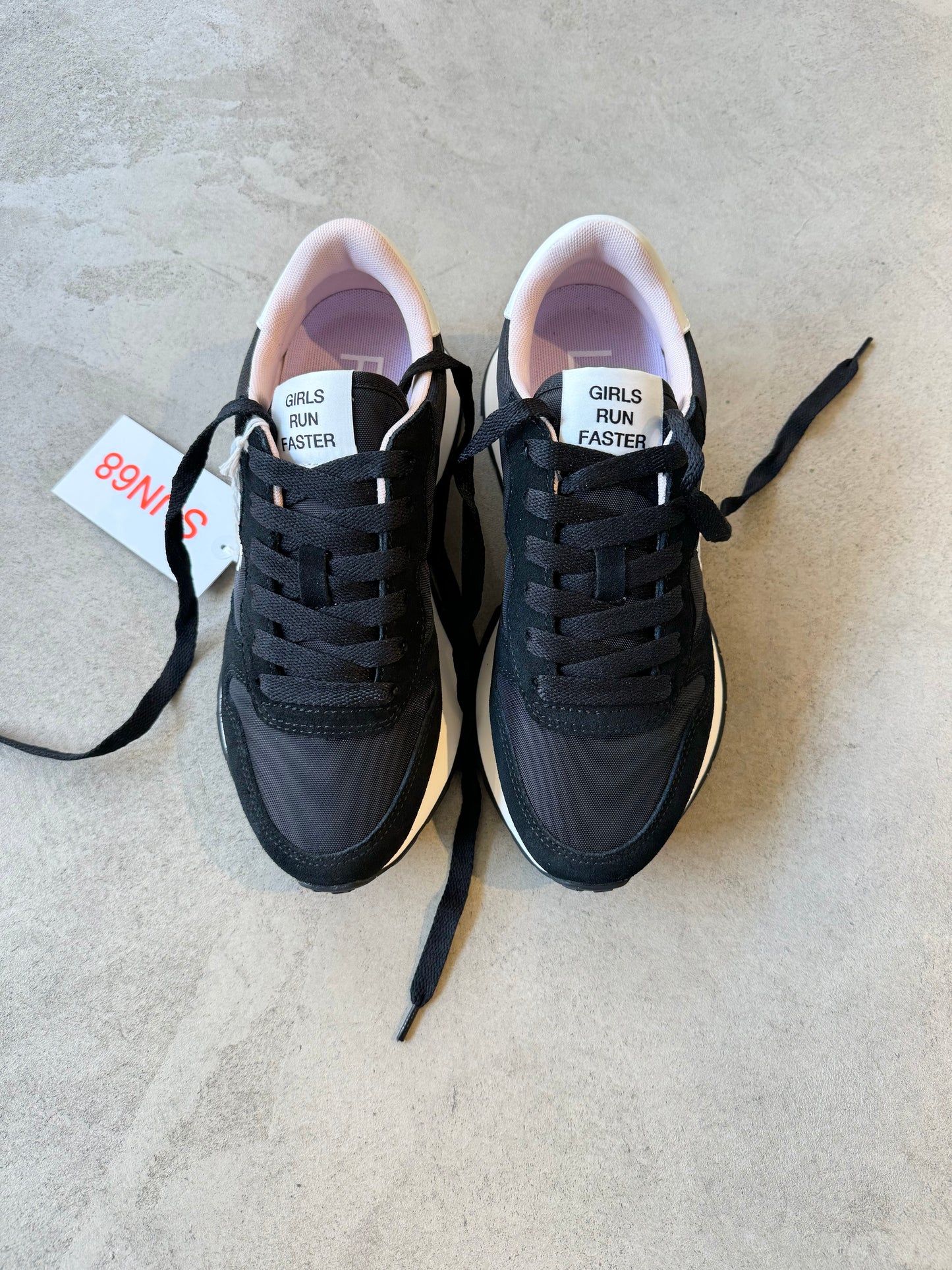 SNEAKER ALLY SOLID