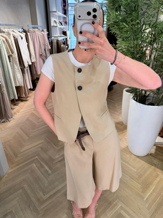 GILET