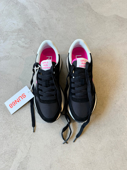 SNEAKER ALLY SOLID