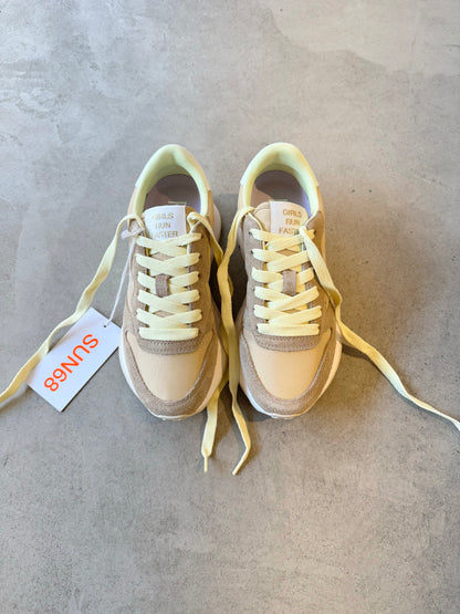 SNEAKER ALLY SOLID