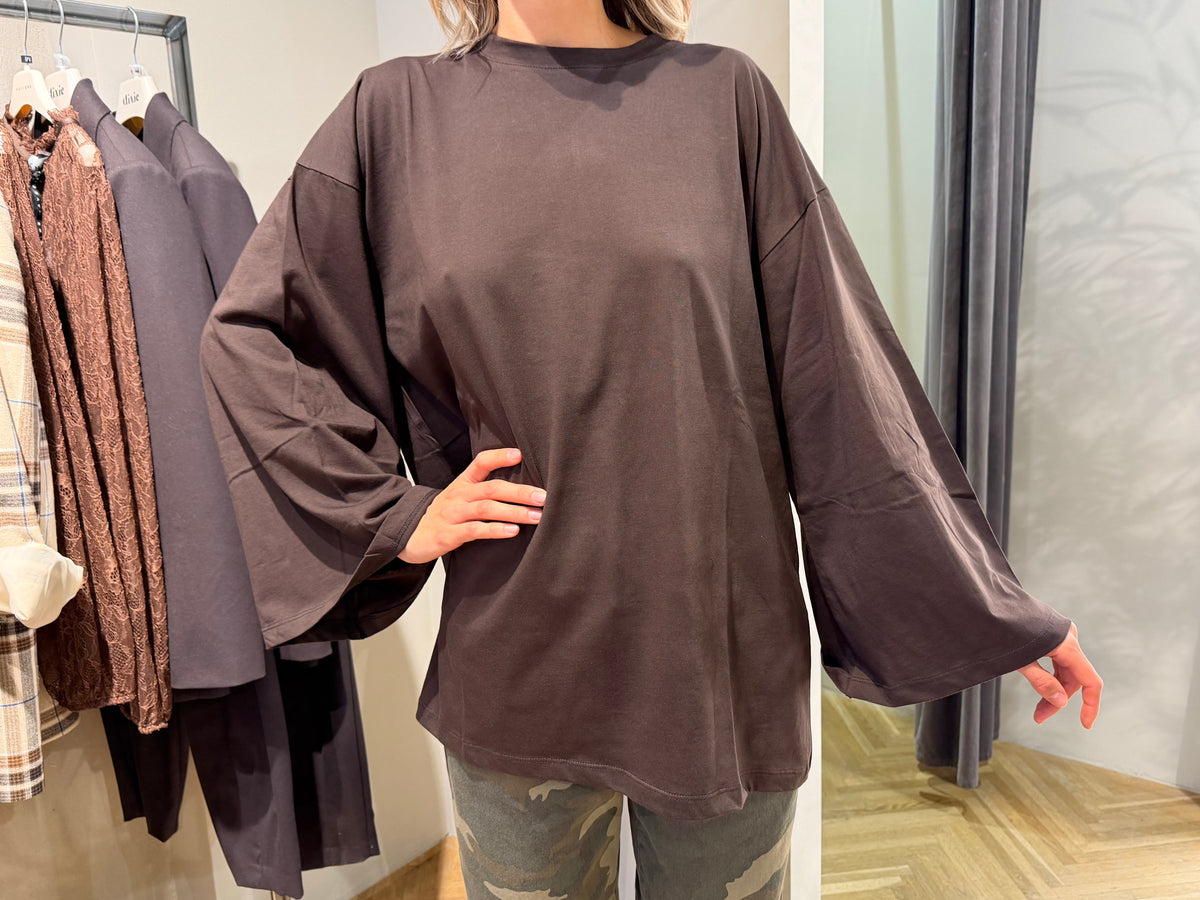 T-SHIRT manica campana