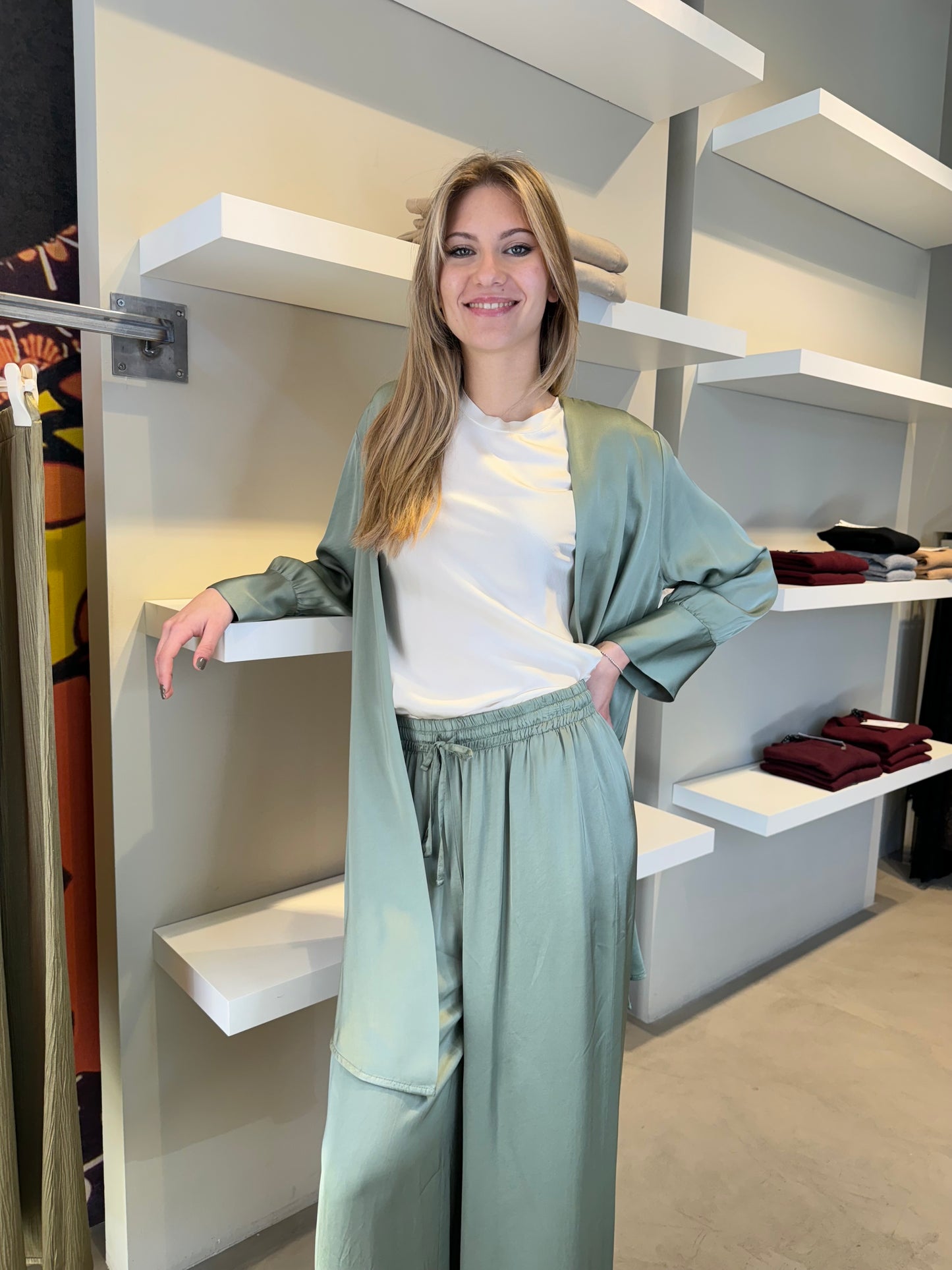 KIMONO